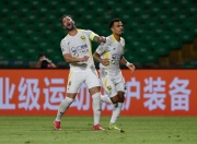 竞技宝-关于马拉松大奖赛掀起高潮，钱塘雷豹队读秒扳平岭北雄狮队，高压逼抢奏功——边后卫成为亮点的信息